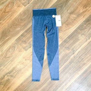 NEW With Tag PINK Victoria’s Secret workout tights